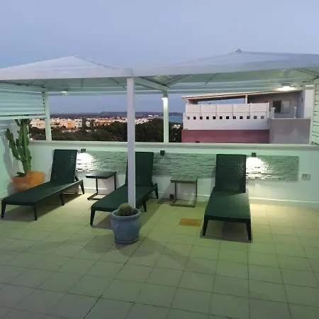 アパート Attico Mare ガリポリ